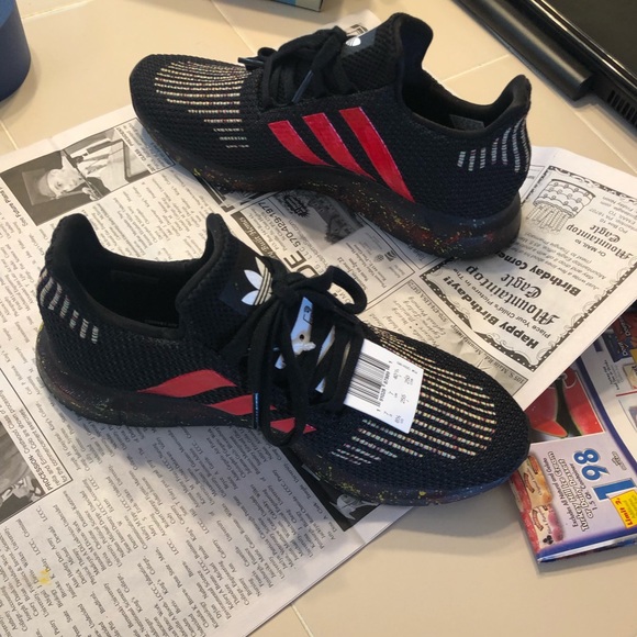 Adidas Custom - Picture 5 of 6